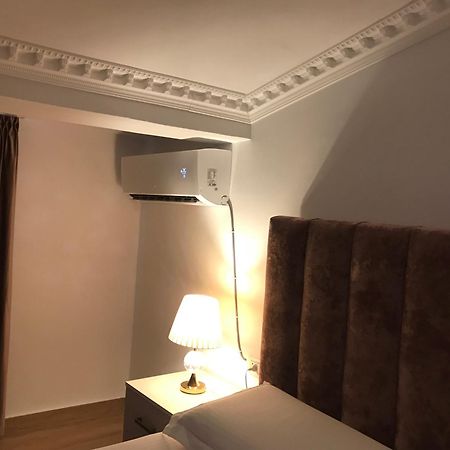 Daily Rent Apartment City Center Elbasan 6 Esterno foto