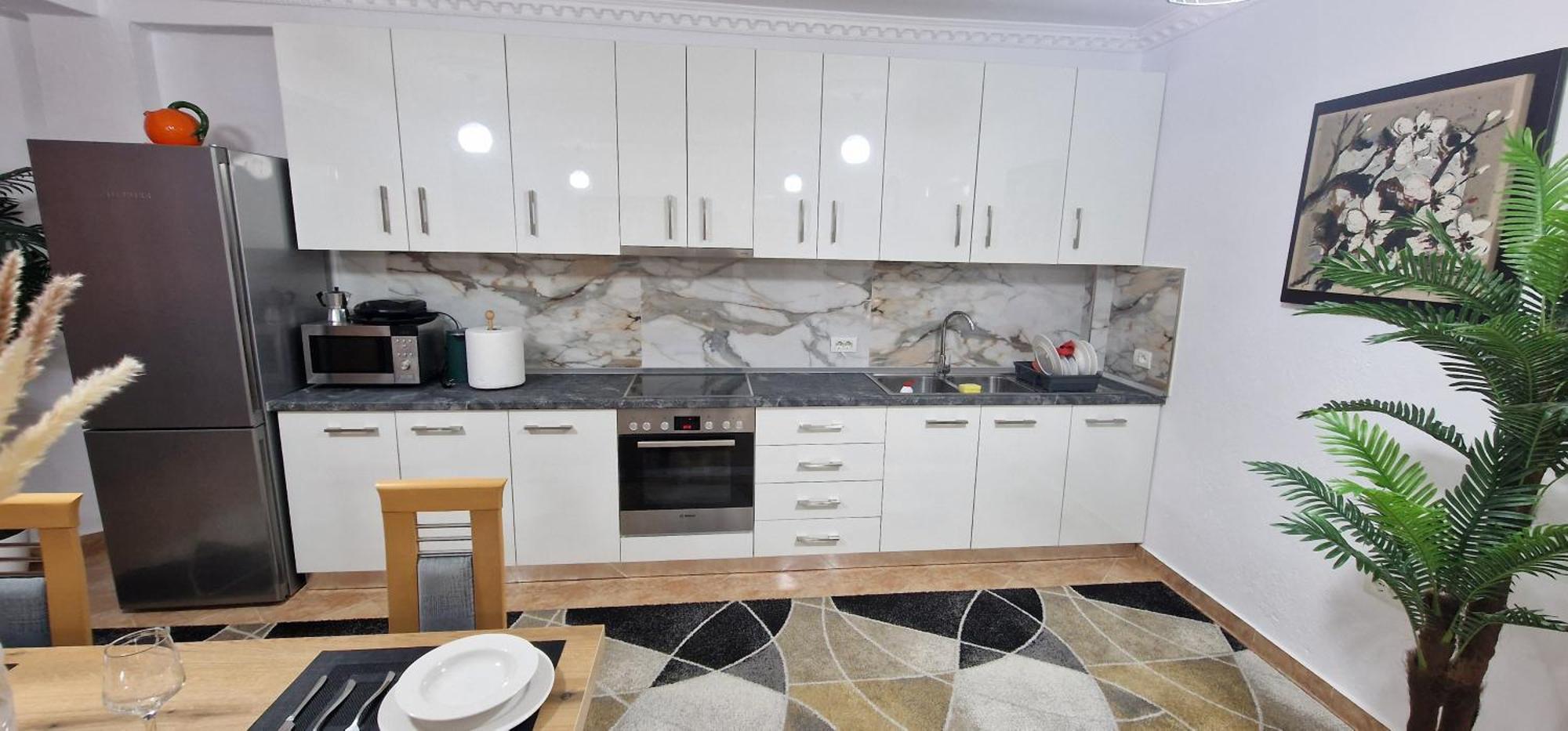 Daily Rent Apartment City Center Elbasan 6 Esterno foto